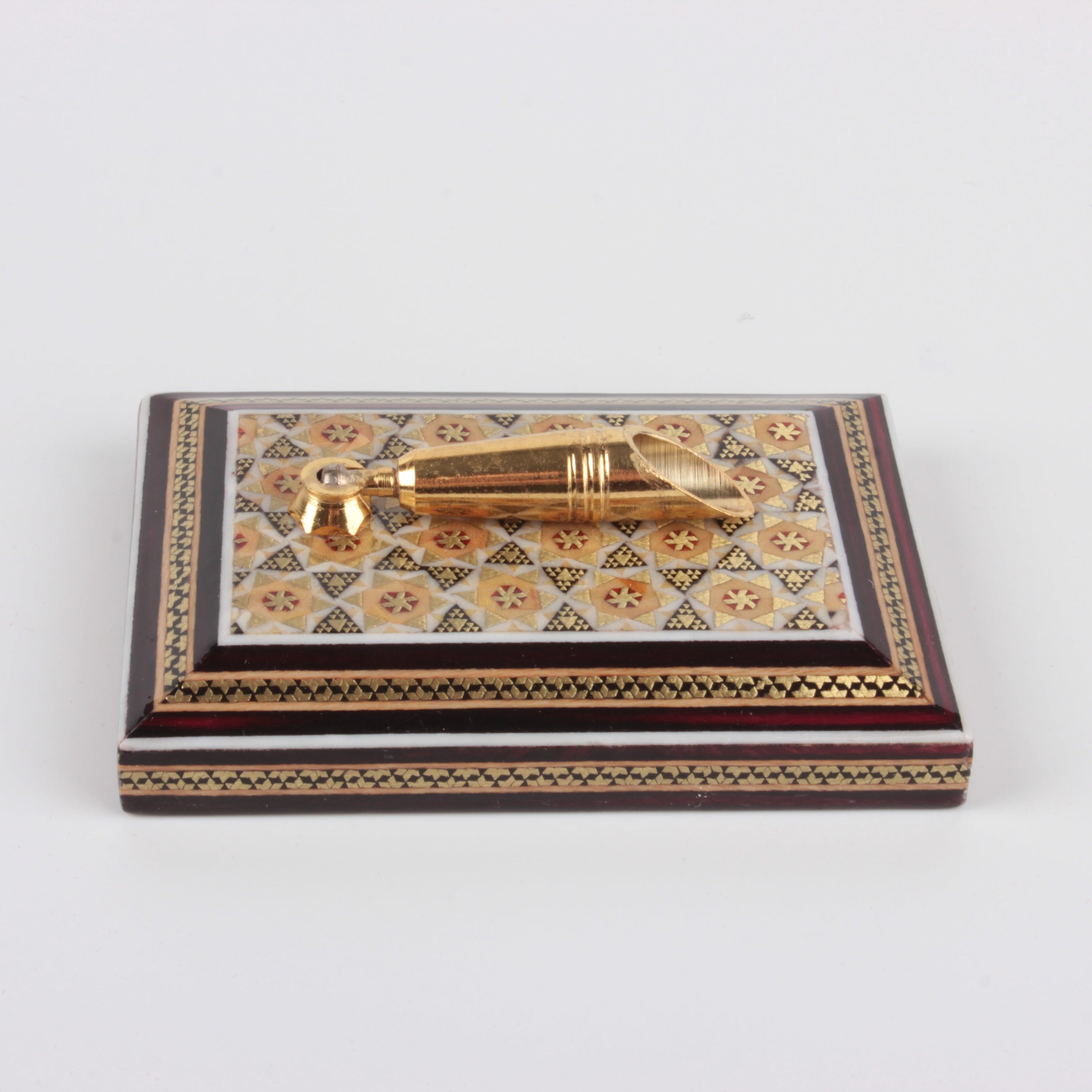 Hatem - Kalem Tutucu No:2