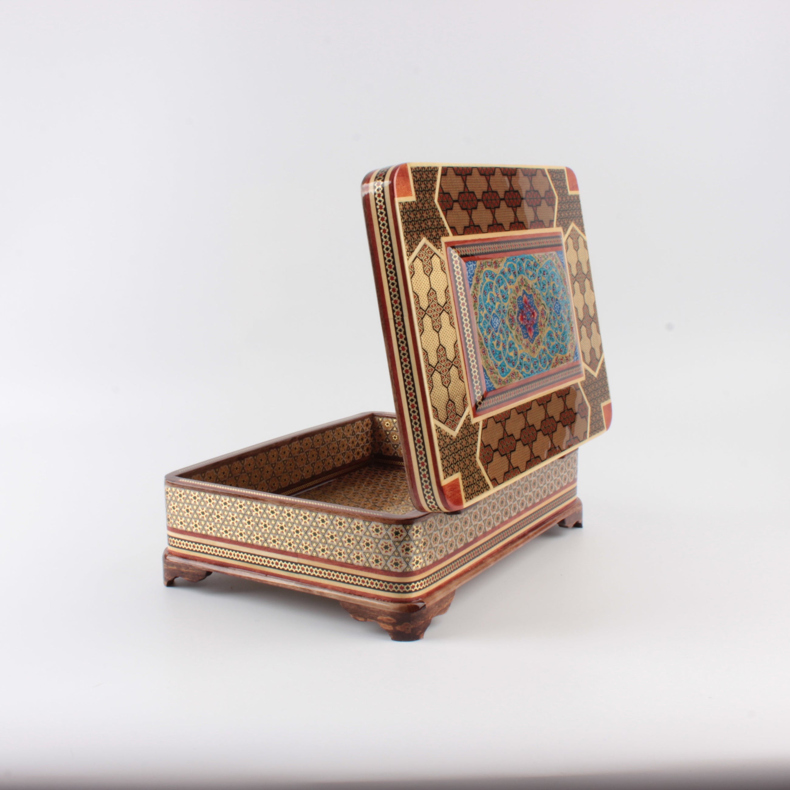 Hatem - Premium Kutu P:8