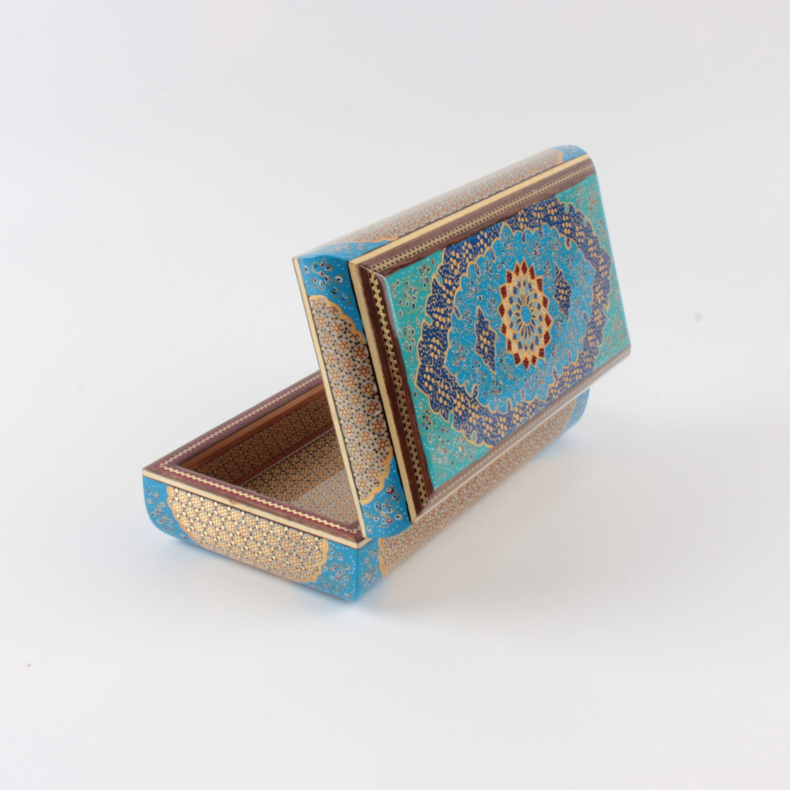 Hatem - Premium Box P:7