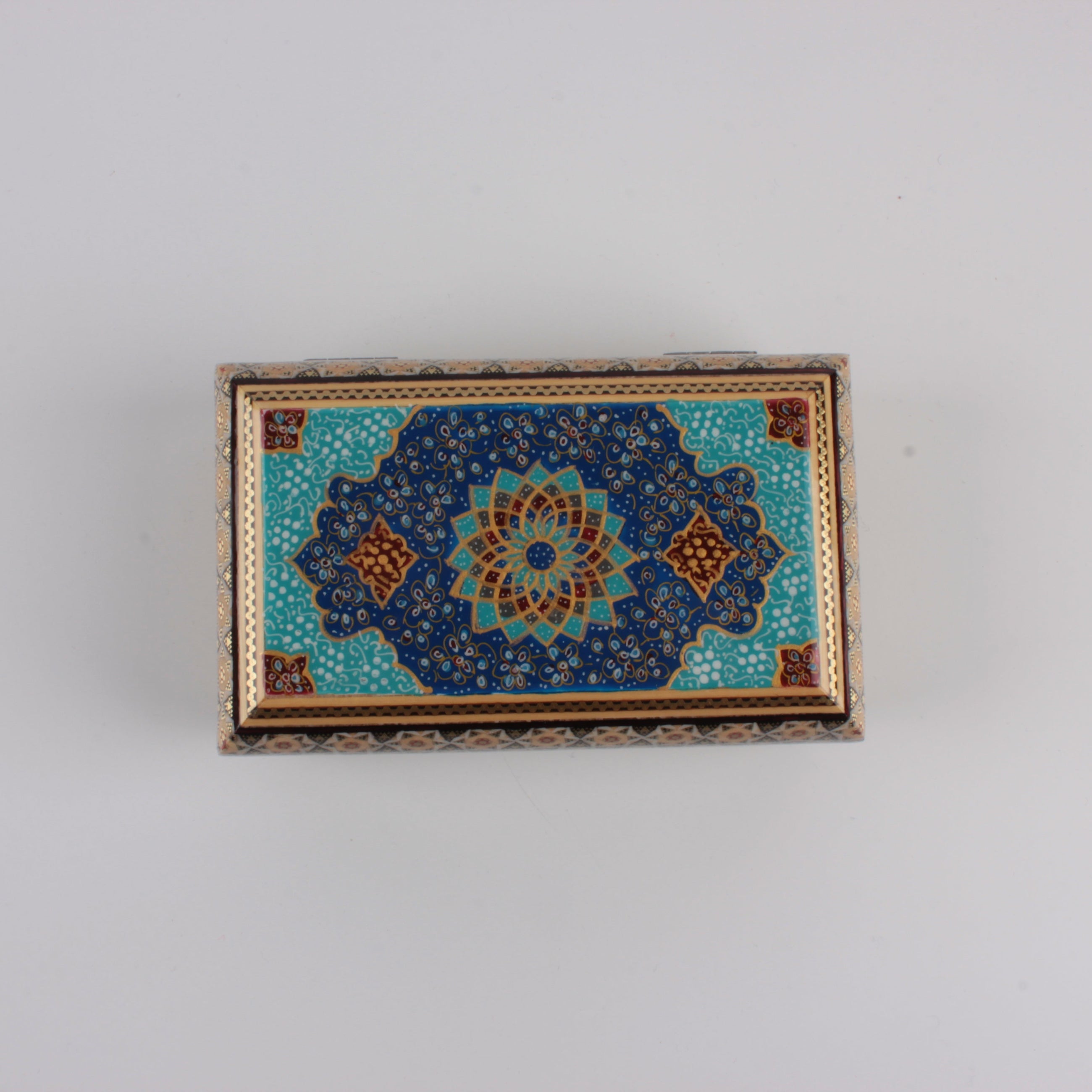 Hatem - Premium Box P:6