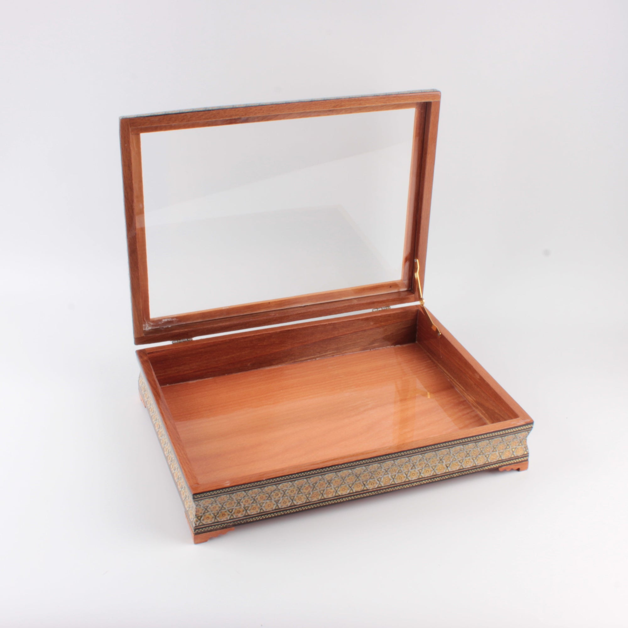 Hatem - Premium Box P:10