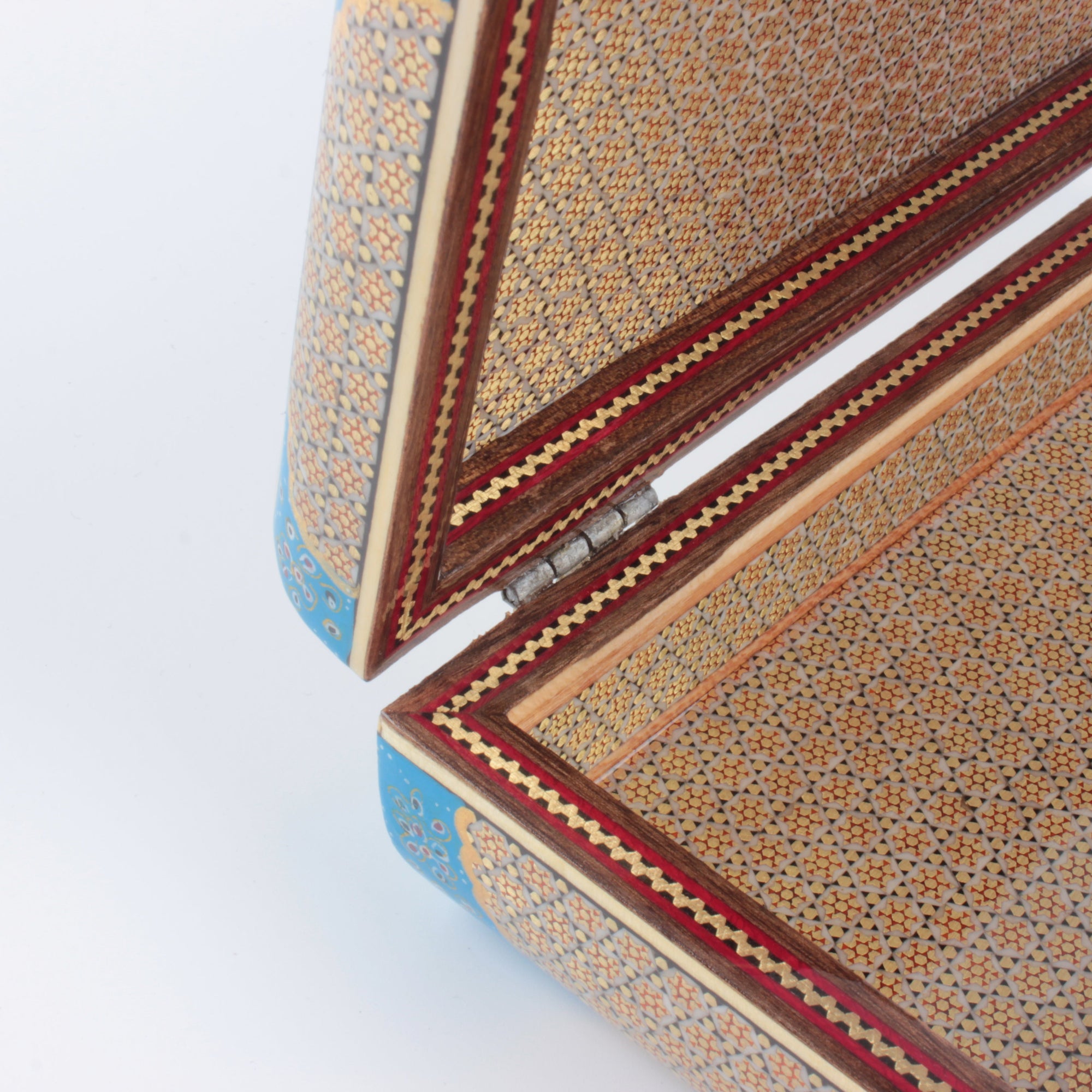 Hatem - Premium Box P:7