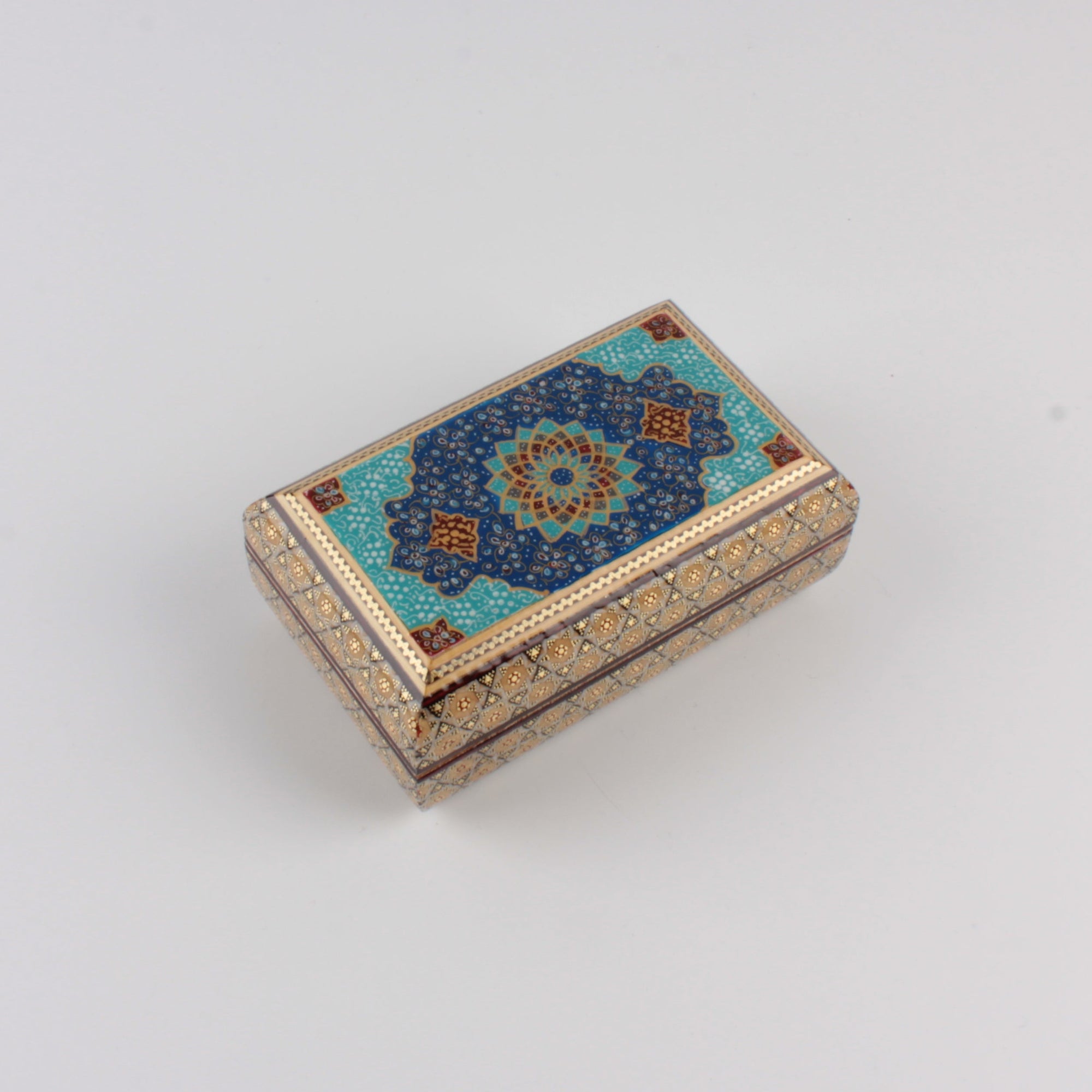 Hatem - Premium Box P:6