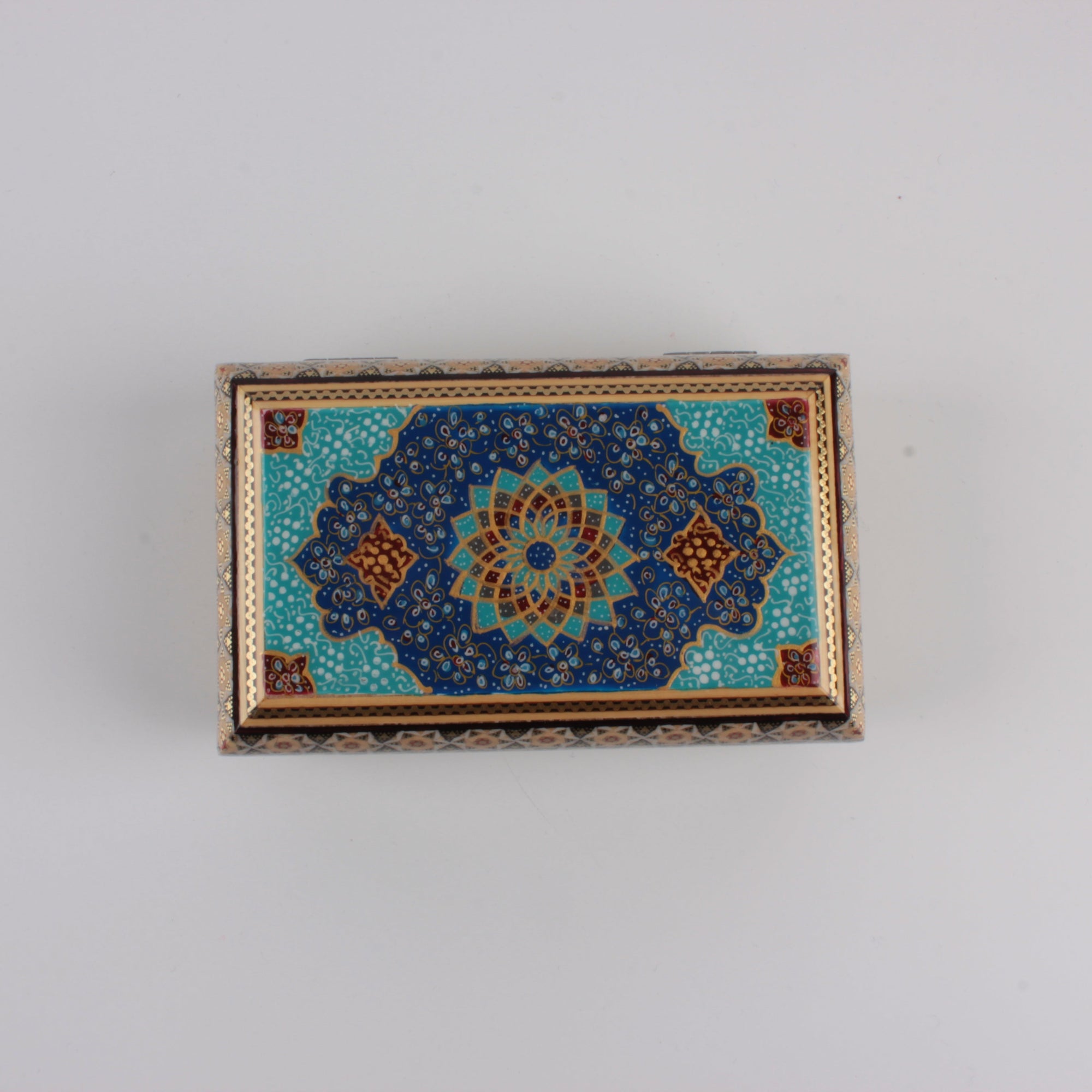 Hatem - Premium Box P:6